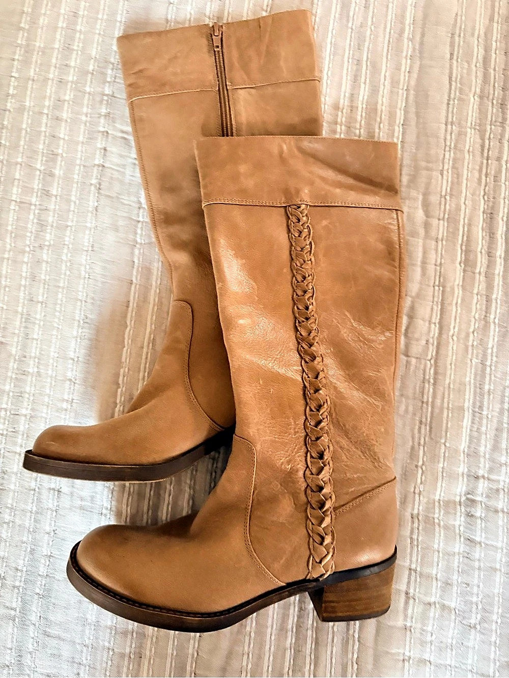 Lucky Brand Light Tan Leather Boots with Braided Detail - US 6M